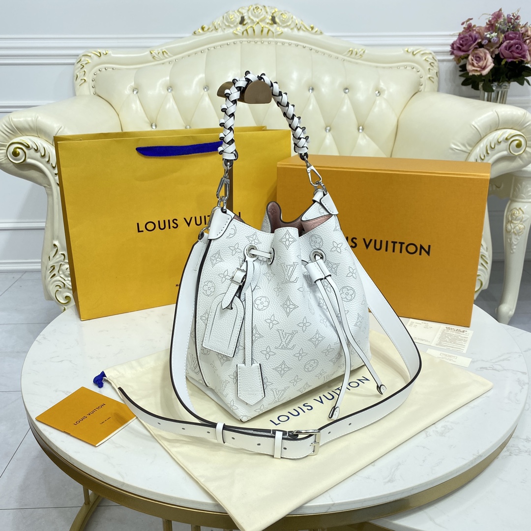 Louis Vuitton MURIA Bucket Bag Mahina Leather M58483 Snow White